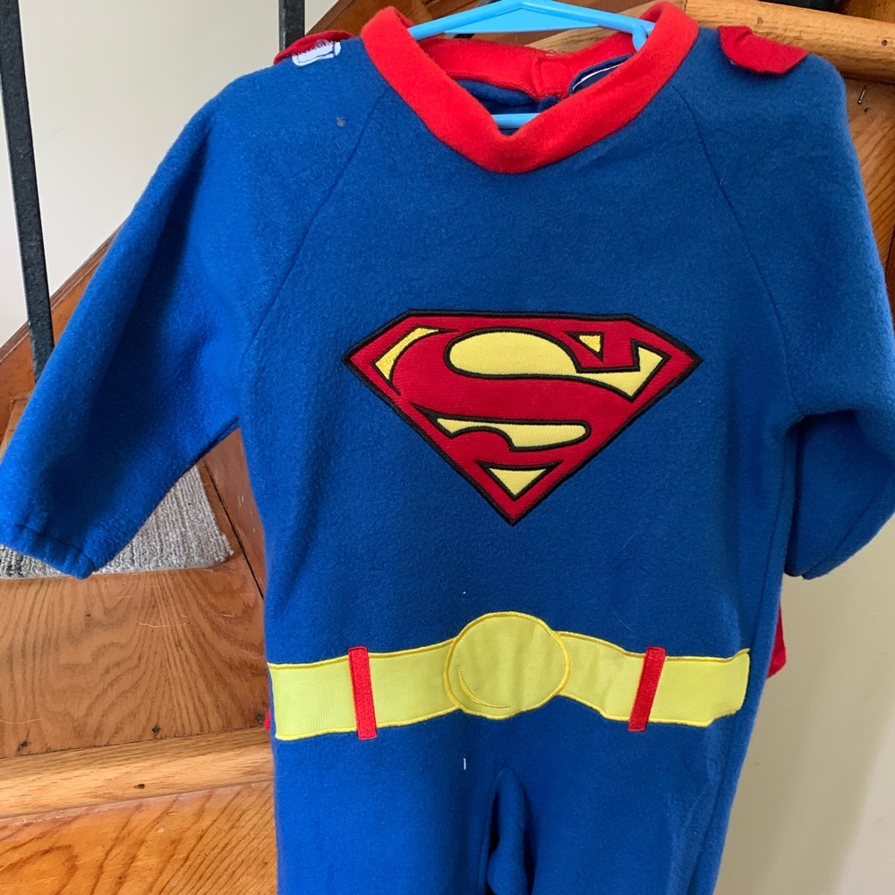 2T Superman costume!!